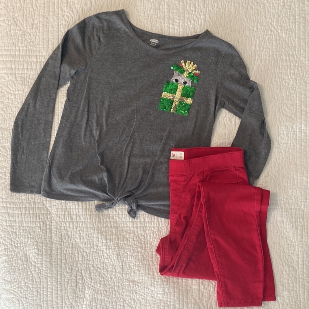 ADORABLE Girl’s Christmas Holiday Outfit - Big Girls Size XL/14-16